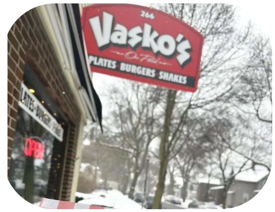 A view of the Front of Vaskos on Park Avenue